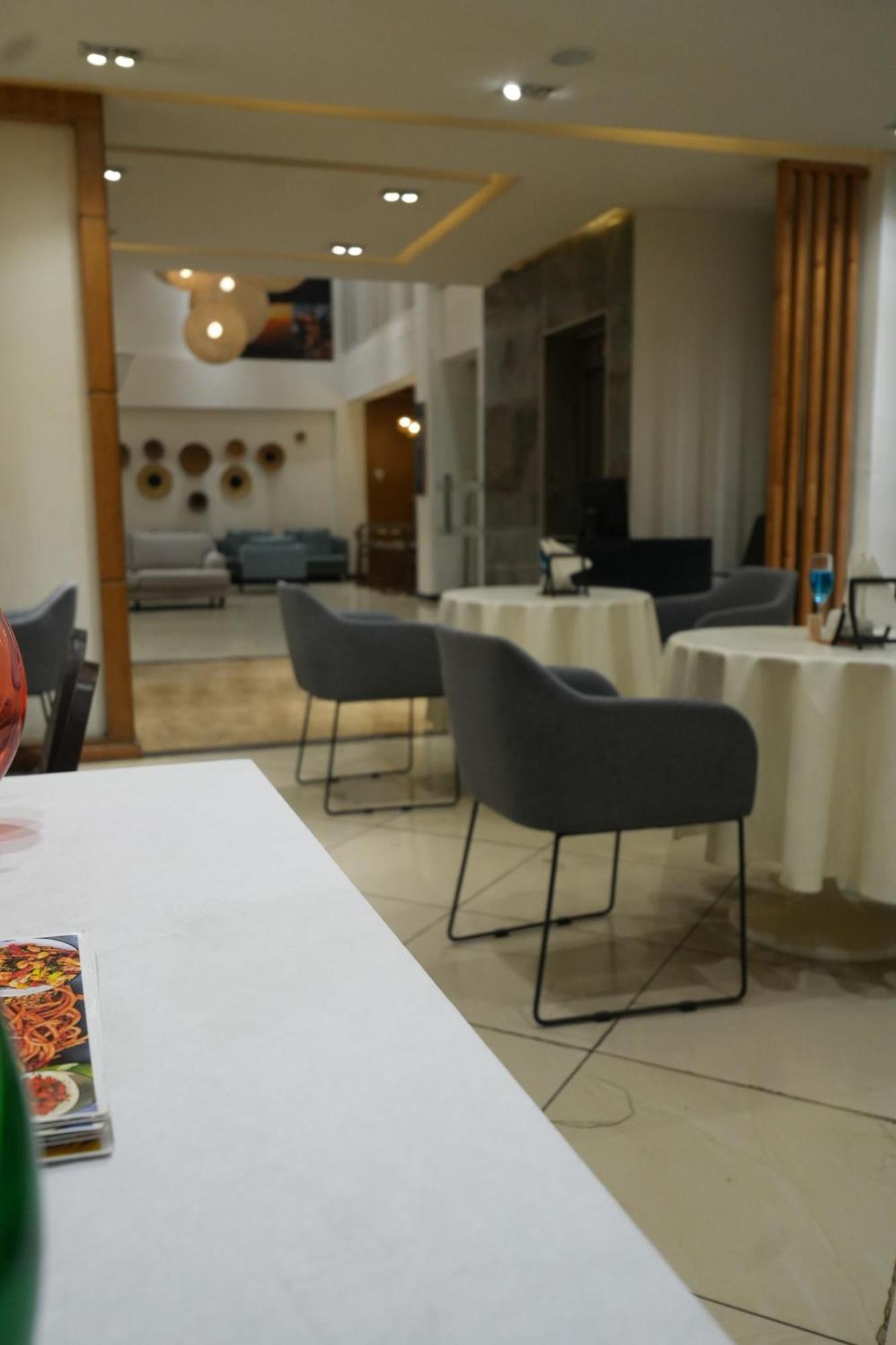 Mazeki Addis Boutique Hotel Eksteriør bilde